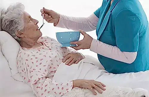 Дежурство в учреждениях Сиделка в медицинском учреждении Алматы