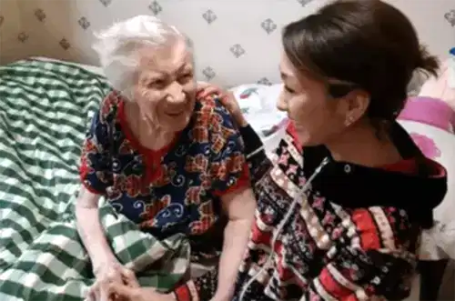 Сиделка с проживанием Сиделка с проживанием алматы